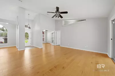 7982 Castle Pointe Way, Pensacola, FL 32506 - Photo 11