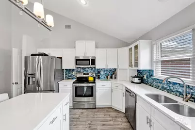 750 Bear Creek Cove, Gulf Shores, AL 36542 - Photo 9