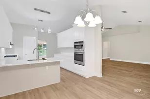 119 Destrehan Rd, Fairhope, AL 36532 - Photo 9