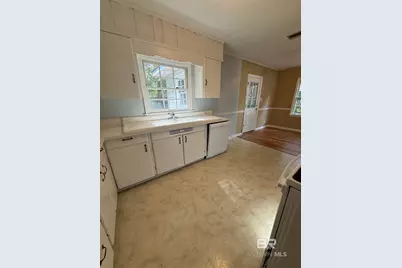 1429 Forest Dale Drive, Mobile, AL 36618 - Photo 7