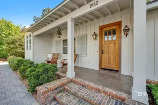 202 Orange Ave, Fairhope, AL 36532 - Photo 5