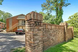 512 Lake Forest Blvd, Daphne, AL 36526 - Photo 1