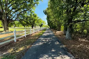 13795 White Rd, Silverhill, AL 36576 - Photo 5