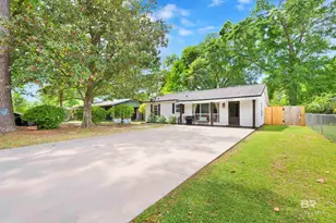 22949 Joyce Ave, Robertsdale, AL 36567 - Photo 3