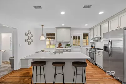 5210 S Pineview Lane, Mobile, AL 36608 - Photo 5