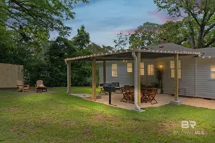 5210 S Pineview Ln, Mobile, AL 36608 - Photo 17