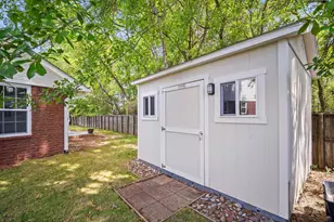 2037 Milton Ct, Mobile, AL 36695 - Photo 33