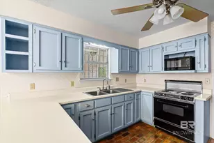 6104 Scenic W Dr, Mobile, AL 36693 - Photo 9