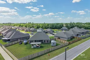 820 Connolly Av, Foley, AL 36535 - Photo 17