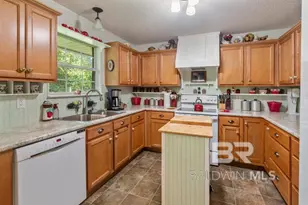 333 Cahaba St, Foley, AL 36535 - Photo 3