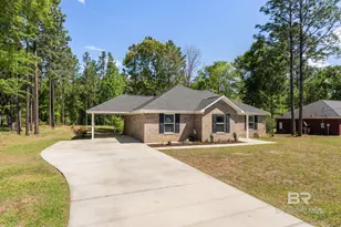 109 Lucy Dr, Bay Minette, AL 36507 - Photo 1
