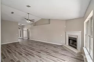 27432 Bay Branch Dr, Daphne, AL 36526 - Photo 9