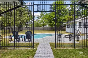 302 W Satsuma Ave, Foley, AL 36535 - Photo 45
