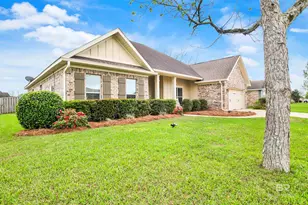 8889 Bainbridge Dr, Daphne, AL 36526 - Photo 3