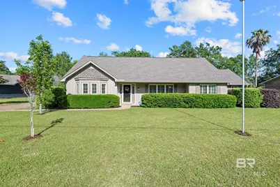 904 N Holly Boulevard, Foley, AL 36535 - Photo 1