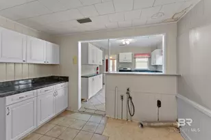 301 W Orange Ave, Foley, AL 36535 - Photo 27