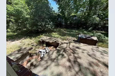 221 Leonard Avenue, Prichard, AL 36610 - Photo 17