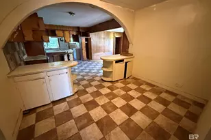 221 Leonard Ave, Prichard, AL 36610 - Photo 9