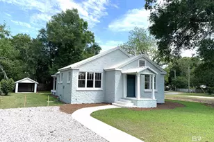 309 S Section St, Fairhope, AL 36532 - Photo 1