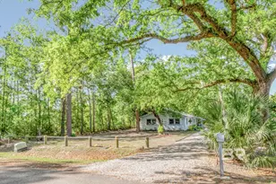 10221 Bay Haven Dr, Fairhope, AL 36532 - Photo 1