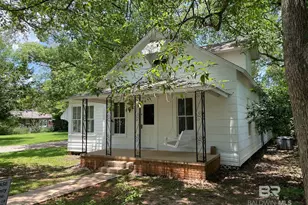 216 Rose Ave, Foley, AL 36535 - Photo 1