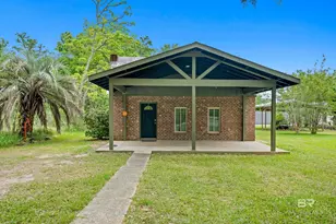 18210 E Illinois St, Robertsdale, AL 36567 - Photo 1