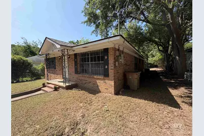 1454 Delusser Street, Mobile, AL 36603 - Photo 3
