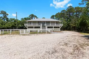 10233 Bayou Cir, Fairhope, AL 36532 - Photo 3