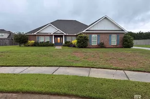 818 Onyx Ln, Fairhope, AL 36532 - Photo 1