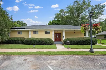 225 W Laurel Avenue, Foley, AL 36535 - Photo 1