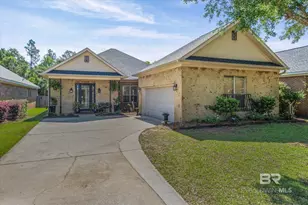 448 Clubhouse Dr, Fairhope, AL 36532 - Photo 1