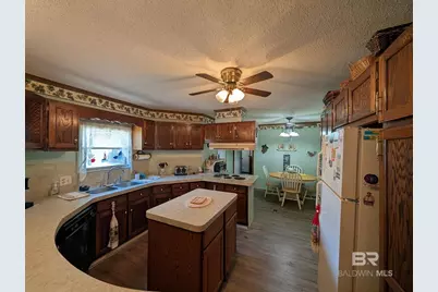 1558 Valencia Drive, Lillian, AL 36549 - Photo 9