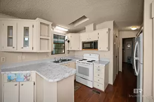277 Buena Vista Cir, Lillian, AL 36549 - Photo 9