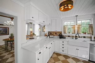 115 North Ave, Fairhope, AL 36532 - Photo 15