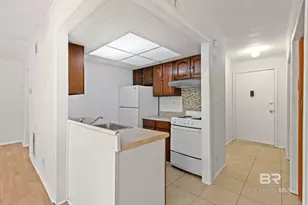 1080 N Seacliff Dr, Daphne, AL 36526 - Photo 9