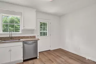 309 Peachtree Ave, Foley, AL 36535 - Photo 9