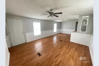 199 Robin Circle, Robertsdale, AL 36567 - Photo 3