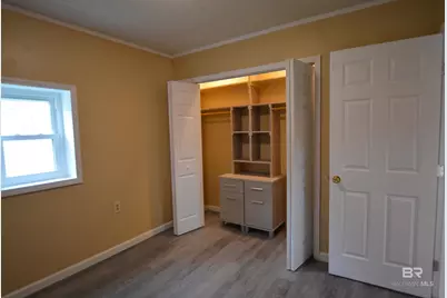422 W 4th Avenue, Foley, AL 36535 - Photo 17