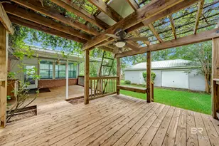 33300 Woodlands Dr, Lillian, AL 36549 - Photo 5
