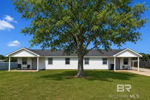 1924 N Pine St, Foley, AL 36535 - Photo 1