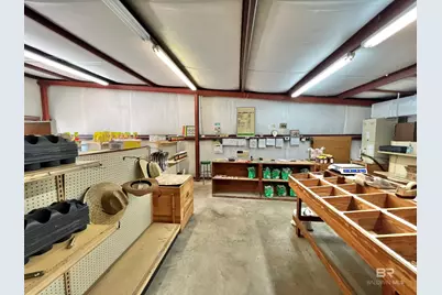 22207 Highway 31, Flomaton, AL 36441 - Photo 11