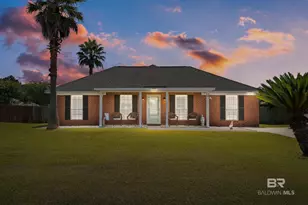23570 Fallbrook Dr, Robertsdale, AL 36567 - Photo 3