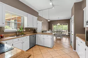 7713 Bedford Ct, Mobile, AL 36695 - Photo 25
