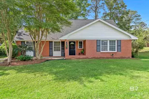 160 Country Club Dr, Daphne, AL 36526 - Photo 1