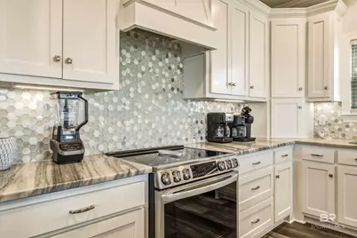2213 Cadillac Avenue, Dauphin Island, AL 36528 - Photo 9