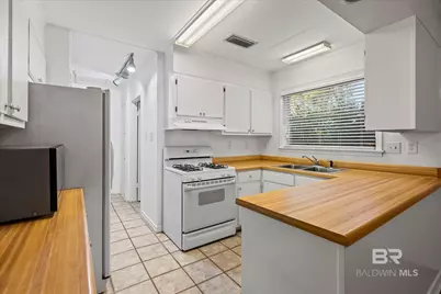 359 Wisteria Street, Fairhope, AL 36532 - Photo 7