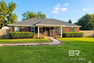 18885 Mahan Loop, Robertsdale, AL 36567 - Photo 1