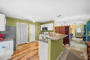 811 S Crystal Wells Ct, Fairhope, AL 36532 - Photo 11