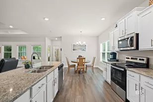 1326 Holland St, Gulf Shores, AL 36542 - Photo 9