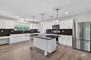 12190 Venice Blvd, Foley, AL 36535 - Photo 9